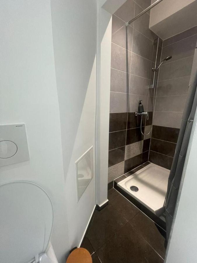 Schaerbeek Room 1 Bruxelles Eksteriør billede
